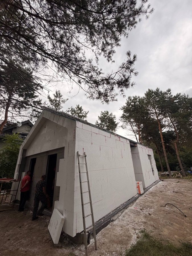 Budowa domu murowanego na płycie fundamentowej